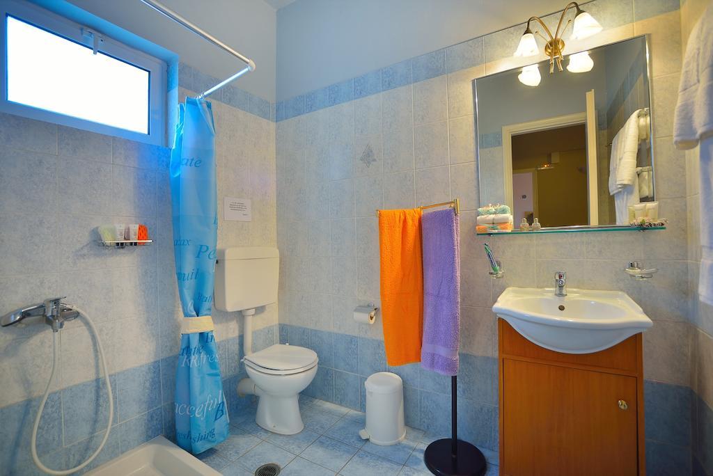 Theoxenia Hotel Apartments Chrani Rom bilde