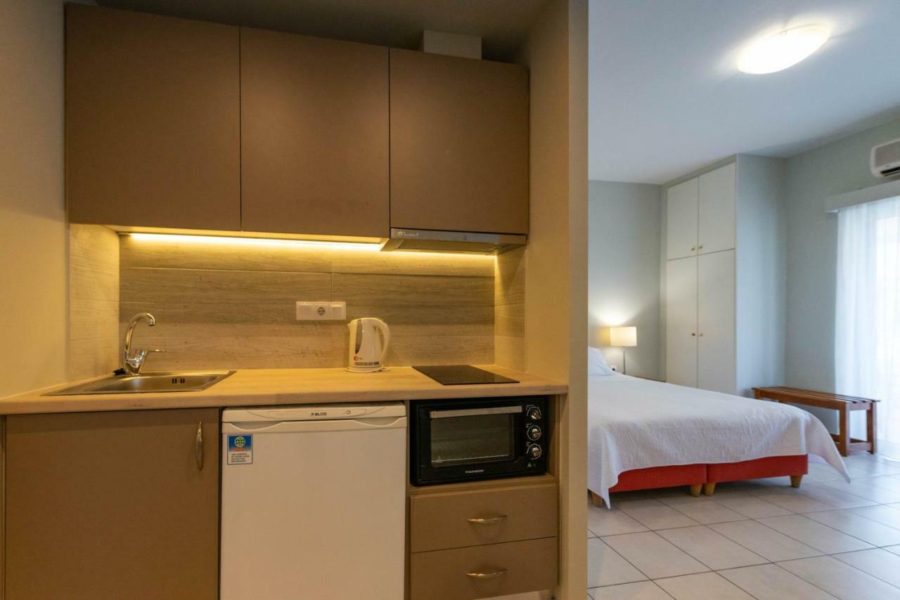 Theoxenia Hotel Apartments Chrani Eksteriør bilde