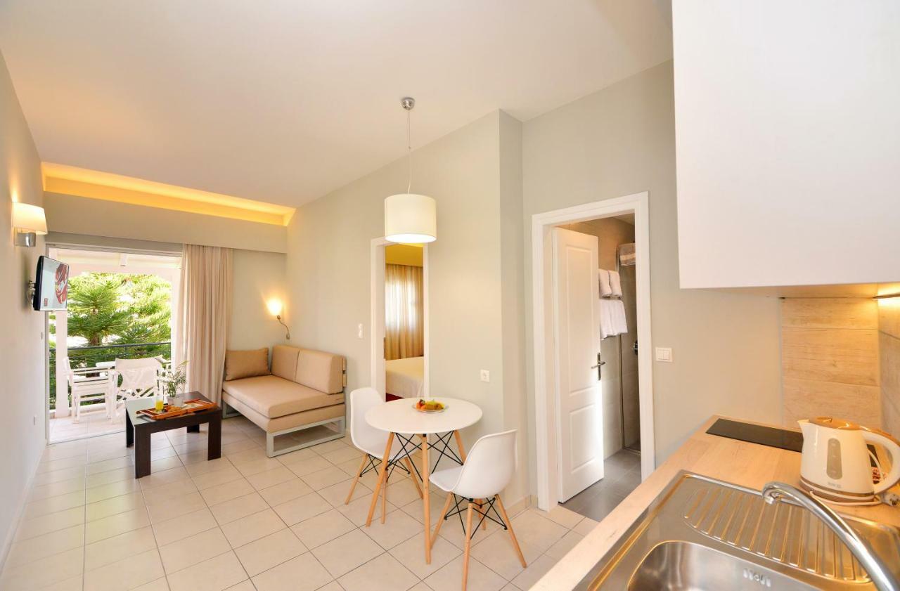Theoxenia Hotel Apartments Chrani Eksteriør bilde