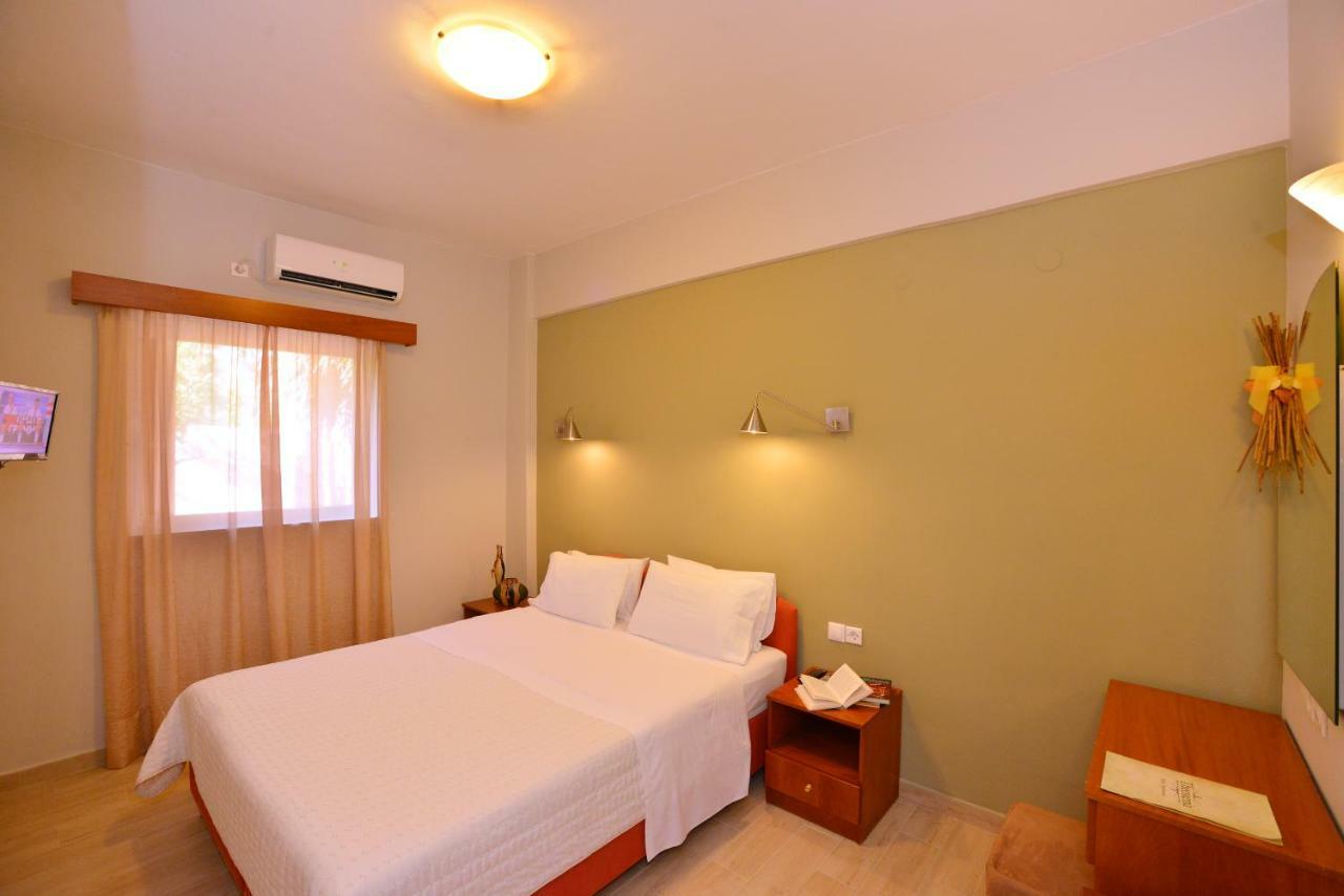 Theoxenia Hotel Apartments Chrani Eksteriør bilde